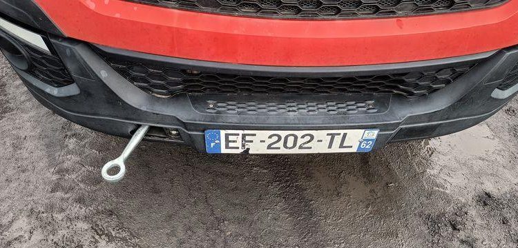 IVECO 35C13 – CAMION BENNE SIMPLE CAB – COFFRE ROUGE EF-202-TL