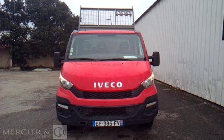 IVECO 35C13 – CAMION BENNE SIMPLE CABINE COFFRE  EF-385-FV
