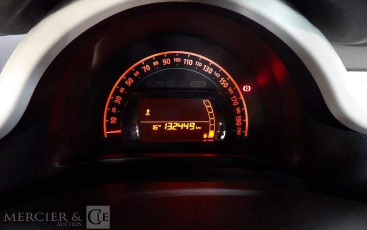 RENAULT TWINGO 1,0 SCE 70CH LIMITED  EF-904-QZ