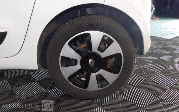 RENAULT TWINGO 1,0 SCE 70CH LIMITED  EF-904-QZ