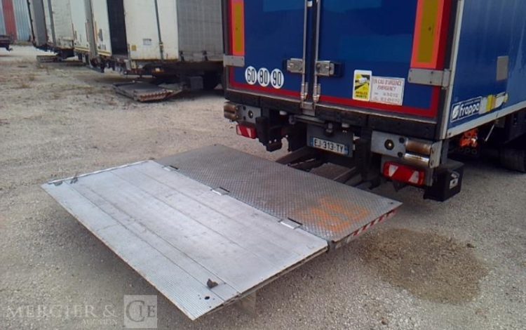 LECITRAIL SEMI REMORQUE HAYON FRIGO 3 ESSIEUX PTAC 38T BLEU EJ-313-TY