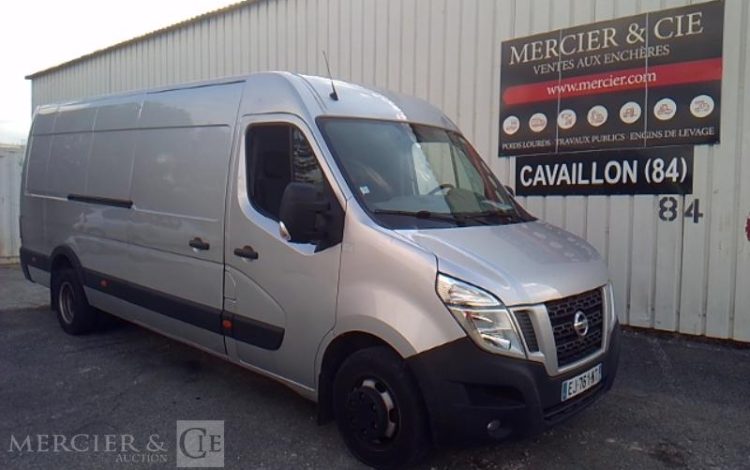 NISSAN NV400 GRIS EJ-761-NT