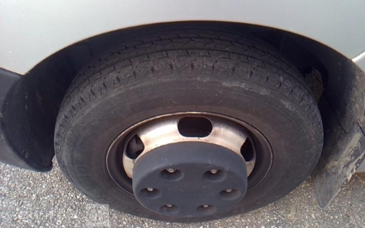 NISSAN NV400 GRIS EJ-761-NT