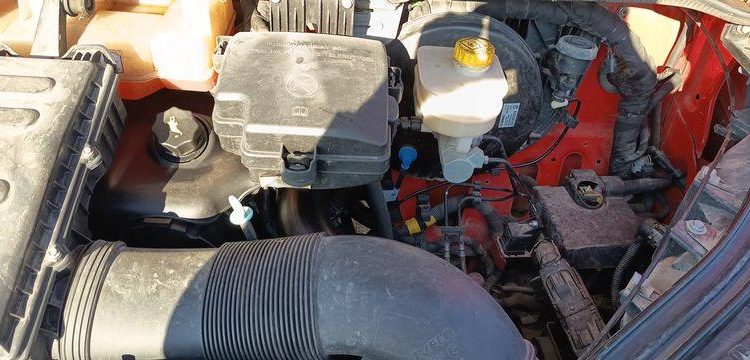 IVECO CAMION BENNE SIMPLE CAB – COFFRE  EN-015-QY