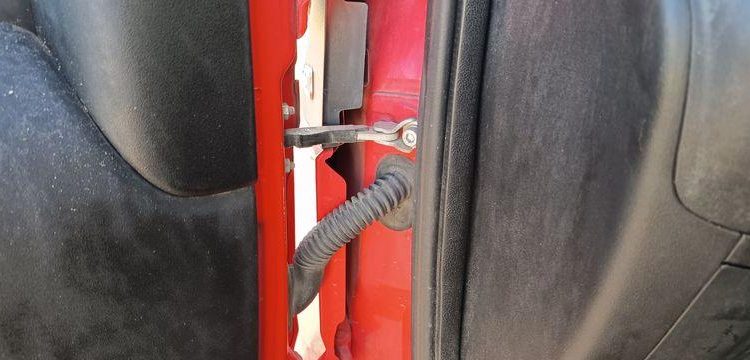 IVECO CAMION BENNE SIMPLE CAB – COFFRE  EN-015-QY