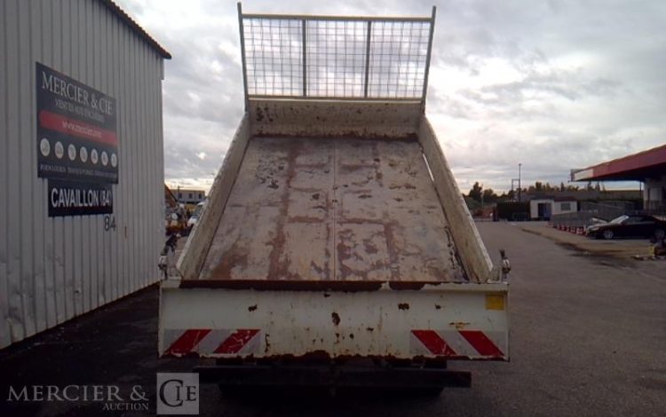 IVECO 35C14 – CAMION BENNE SIMPLE CABINE COFFRE  EN-307-GP