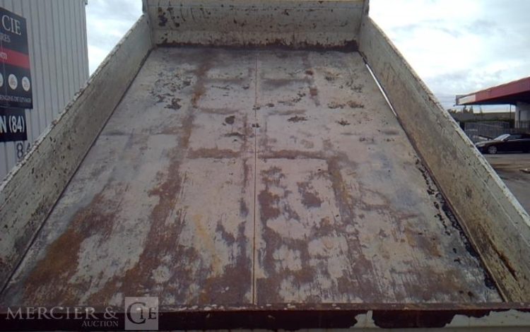 IVECO 35C14 – CAMION BENNE SIMPLE CABINE COFFRE  EN-307-GP