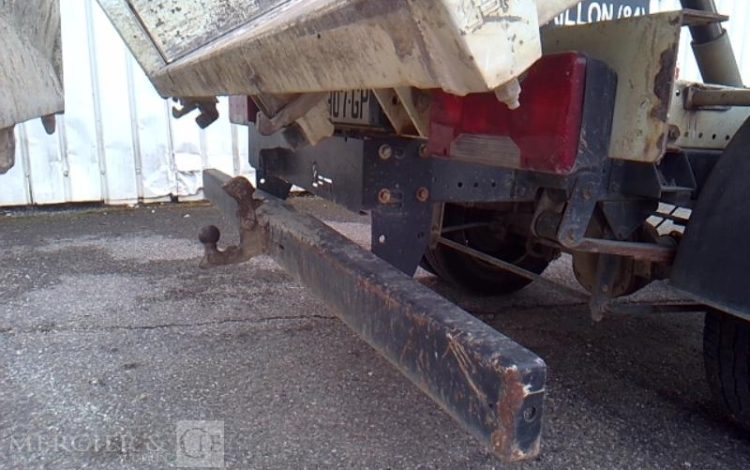 IVECO 35C14 – CAMION BENNE SIMPLE CABINE COFFRE  EN-307-GP