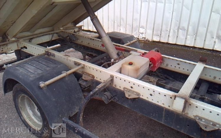 IVECO 35C14 – CAMION BENNE SIMPLE CABINE COFFRE  EN-307-GP