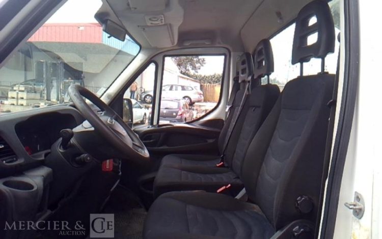IVECO 35C14 – CAMION BENNE SIMPLE CABINE COFFRE  EN-307-GP