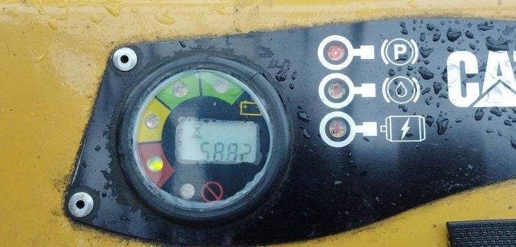 CATERPILLAR CHARIOT ELEVATEUR ELECTRIQUE EP15KRT CAPACITE 1,5 T – HAUTEUR DE LEVEE 4,31M  EP15KRT