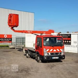 NISSAN NT400- NACELLE