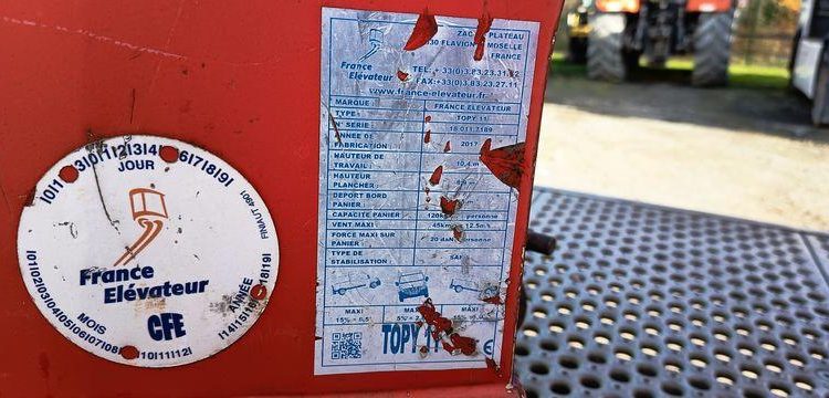 NISSAN NT400- NACELLE