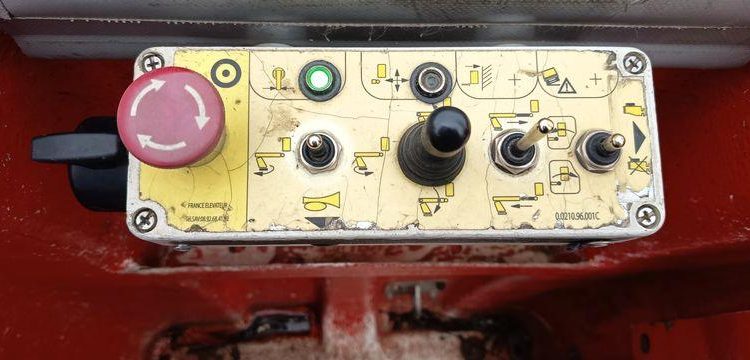 NISSAN NT400- NACELLE