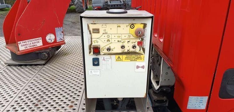 NISSAN NT400- NACELLE