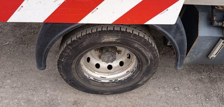 NISSAN NT400- NACELLE