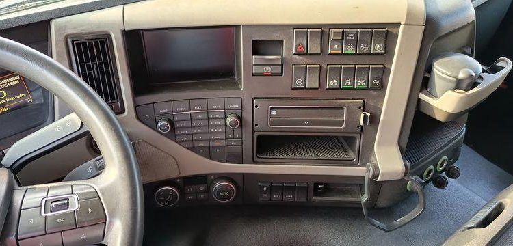 VOLVO VOLVO FM 420 PORTE VOITURE AVEC REMORQUE GA-135-PZ BLEU ER-150-LV
