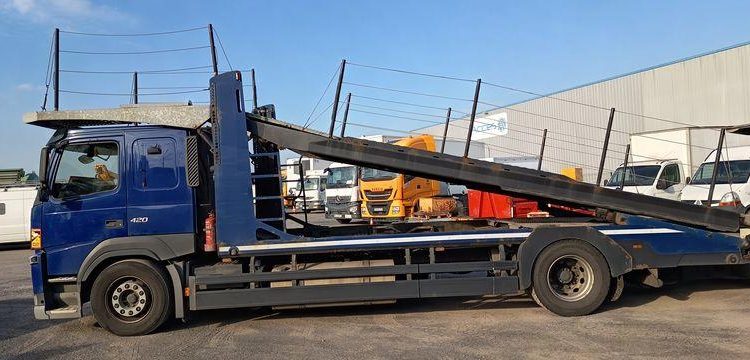 VOLVO VOLVO FM 420 PORTE VOITURE AVEC REMORQUE GA-135-PZ BLEU ER-150-LV