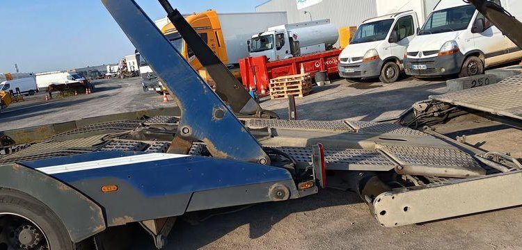 VOLVO VOLVO FM 420 PORTE VOITURE AVEC REMORQUE GA-135-PZ BLEU ER-150-LV
