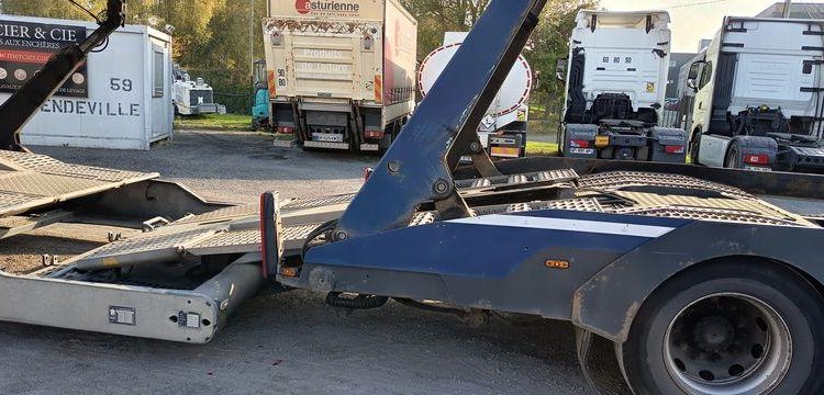 VOLVO VOLVO FM 420 PORTE VOITURE AVEC REMORQUE GA-135-PZ BLEU ER-150-LV