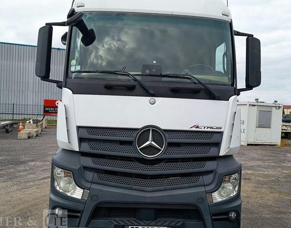 MERCEDES PORTEUR ACTROS 2543 PORTE CONTAINER AVEC REMORQUE PORTE CONTAINER BLANC ER-225-TQ