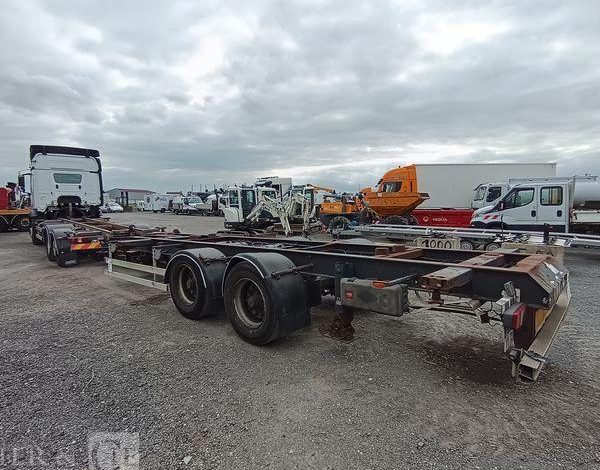 MERCEDES PORTEUR ACTROS 2543 PORTE CONTAINER AVEC REMORQUE PORTE CONTAINER BLANC ER-225-TQ