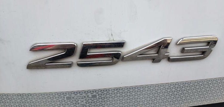 MERCEDES PORTEUR ACTROS 2543 PORTE CONTAINER AVEC REMORQUE PORTE CONTAINER BLANC ER-225-TQ