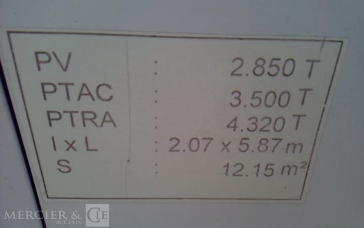 RENAULT MASTER NACELLE SUR VL 12M 1783H BLANC ES-049-CQ