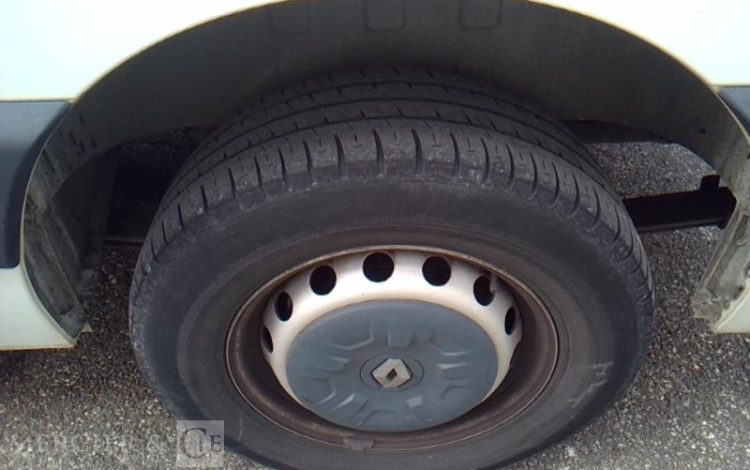 RENAULT MASTER NACELLE SUR VL 12M 1783H BLANC ES-049-CQ