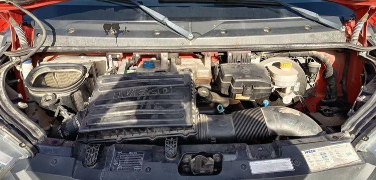 IVECO 35C12  BENNE- SIMPLE CAB – COFFRE  ET-909-FA