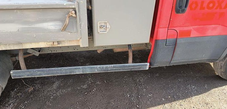 IVECO 35C12  BENNE- SIMPLE CAB – COFFRE  ET-909-FA