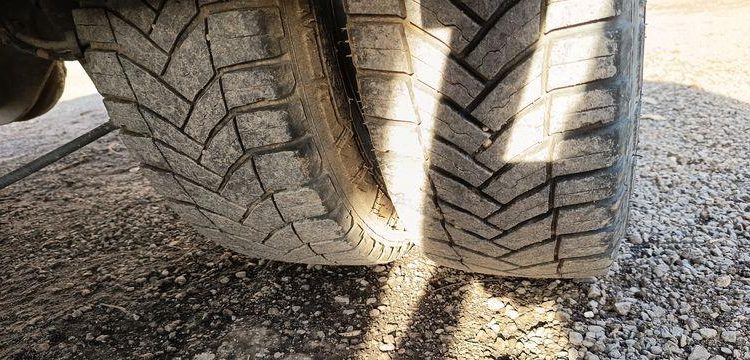 IVECO 35C12  BENNE- SIMPLE CAB – COFFRE  ET-909-FA