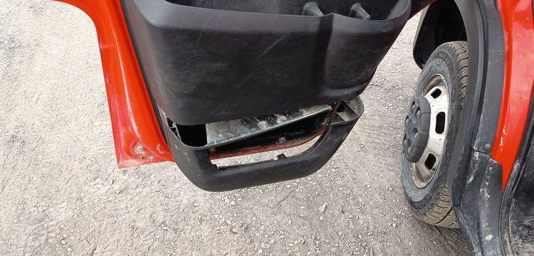 IVECO 35C12 BENNE SIMPLE CABINE COFFRE  EV-958-JS