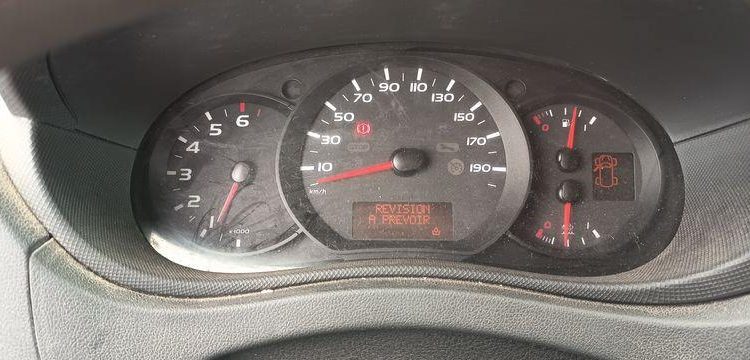 RENAULT MASTER III PHASE 2 TRACTION FOURGON L2H2 2.3 DCI 16V 130 CV – DIESEL BLANC EW-557-WN