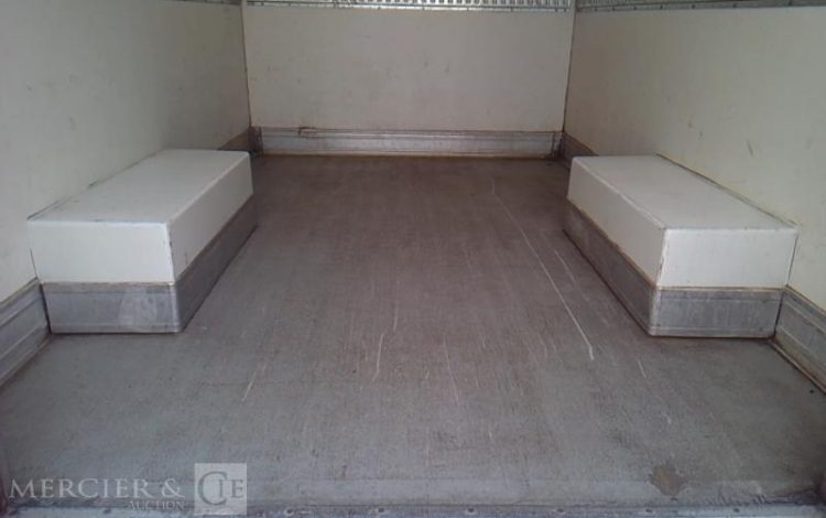 RENAULT MASTER BLANC EW-908-SP