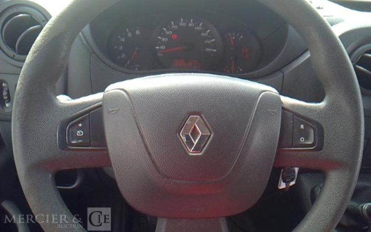 RENAULT MASTER BLANC EW-908-SP