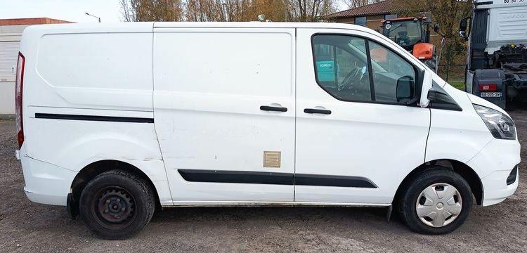 FORD TRANSIT NON ROULANT  EY-402-CW
