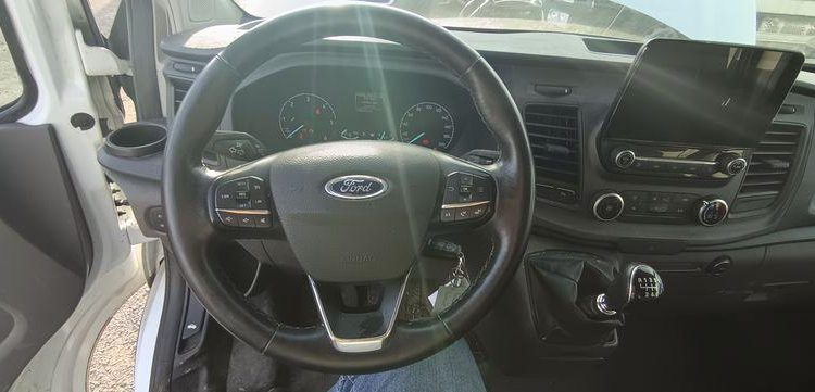 FORD TRANSIT NON ROULANT  EY-402-CW