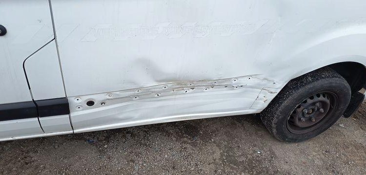 FORD TRANSIT NON ROULANT  EY-402-CW