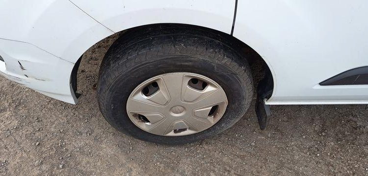 FORD TRANSIT NON ROULANT  EY-402-CW