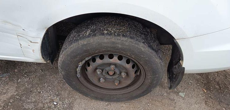 FORD TRANSIT NON ROULANT  EY-402-CW