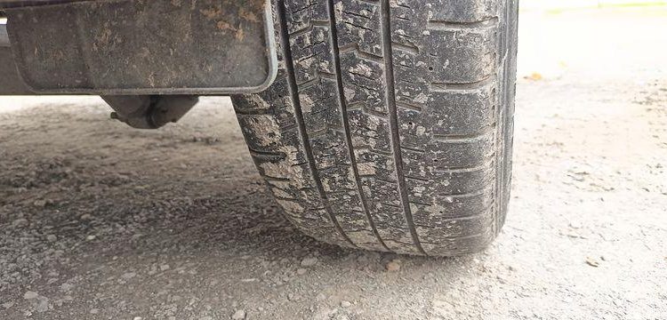 FORD TRANSIT NON ROULANT  EY-402-CW