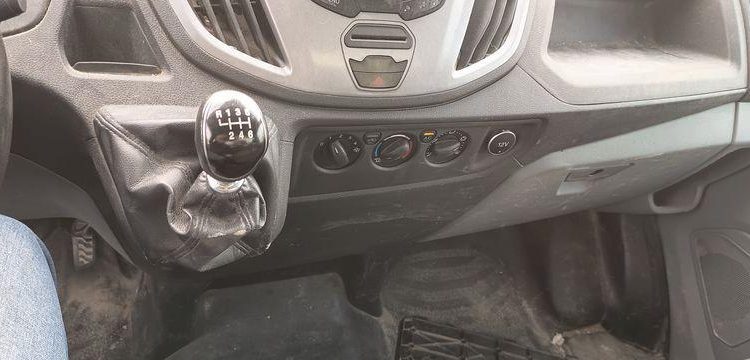 FORD TRANSIT BENNE  FA-675-QT