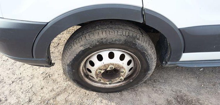 FORD TRANSIT BENNE  FA-675-QT