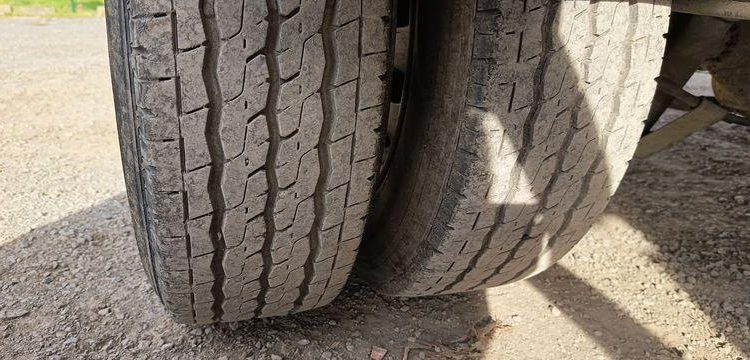 FORD TRANSIT BENNE  FA-675-QT