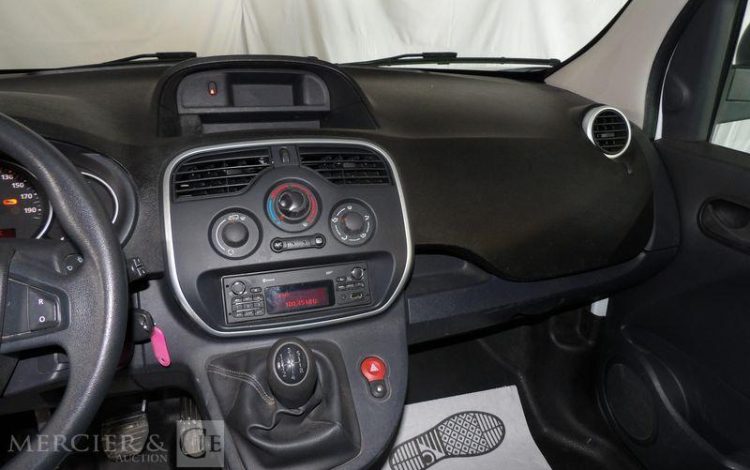 RENAULT KANGOO BLANC FC-461-EE