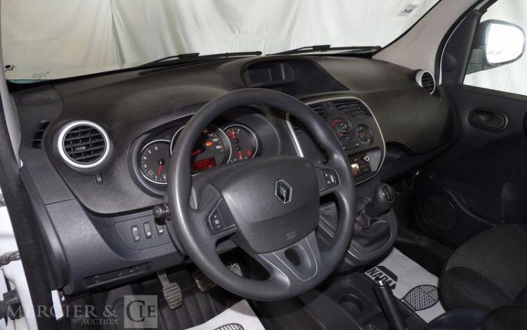 RENAULT KANGOO BLANC FC-461-EE