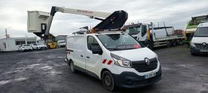 RENAULT TRAFIC NACELLE  FG-256-YR