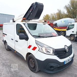 RENAULT TRAFIC NACELLE  FG-256-YR