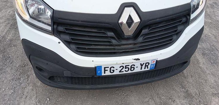 RENAULT TRAFIC NACELLE  FG-256-YR